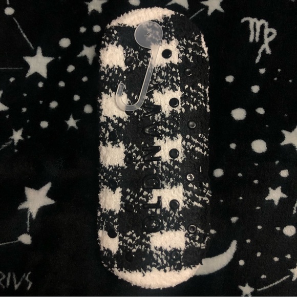 Old Navy Gripper Socks - Picture 4 of 4